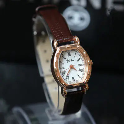 Women's Classic Quartz Watch with Leather Strap